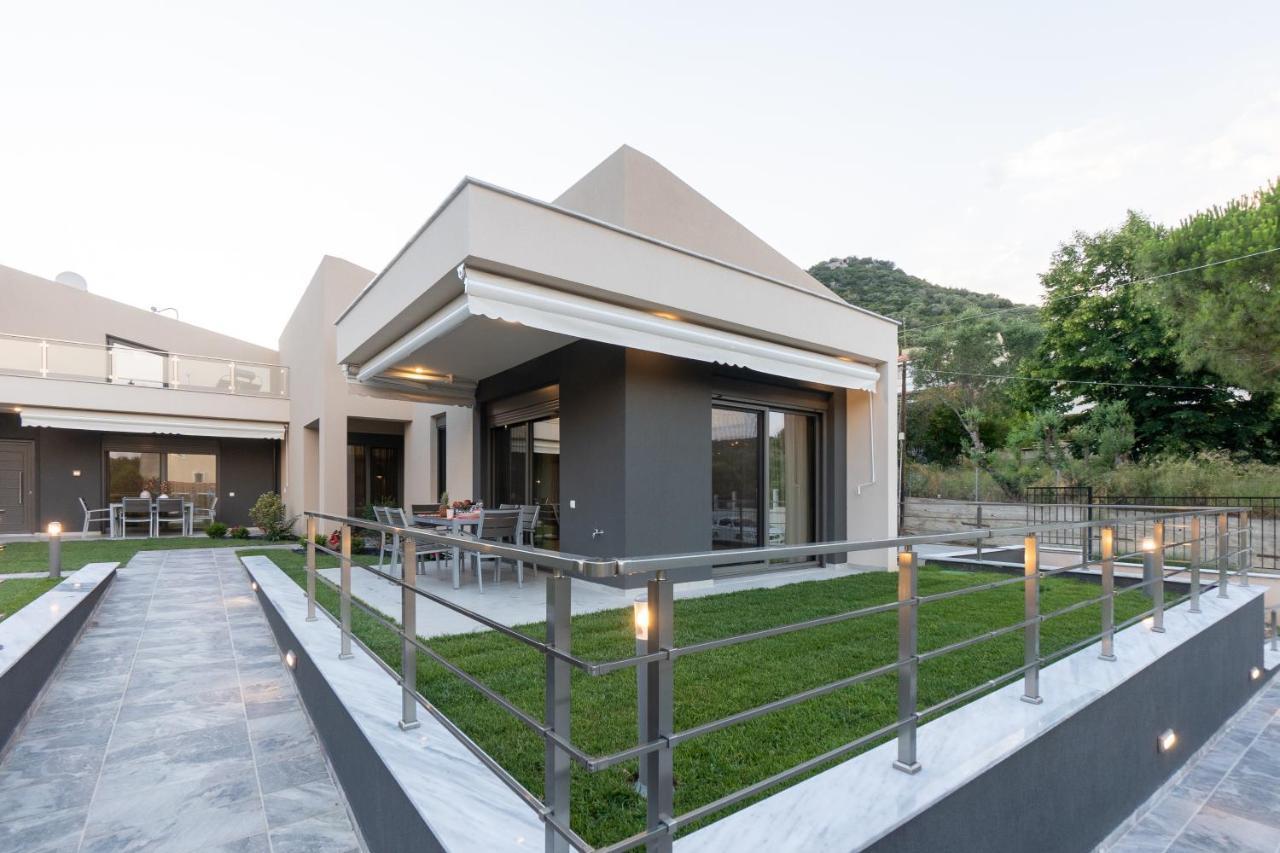 3 Doors Villas Nea Iraklitsa Exteriör bild