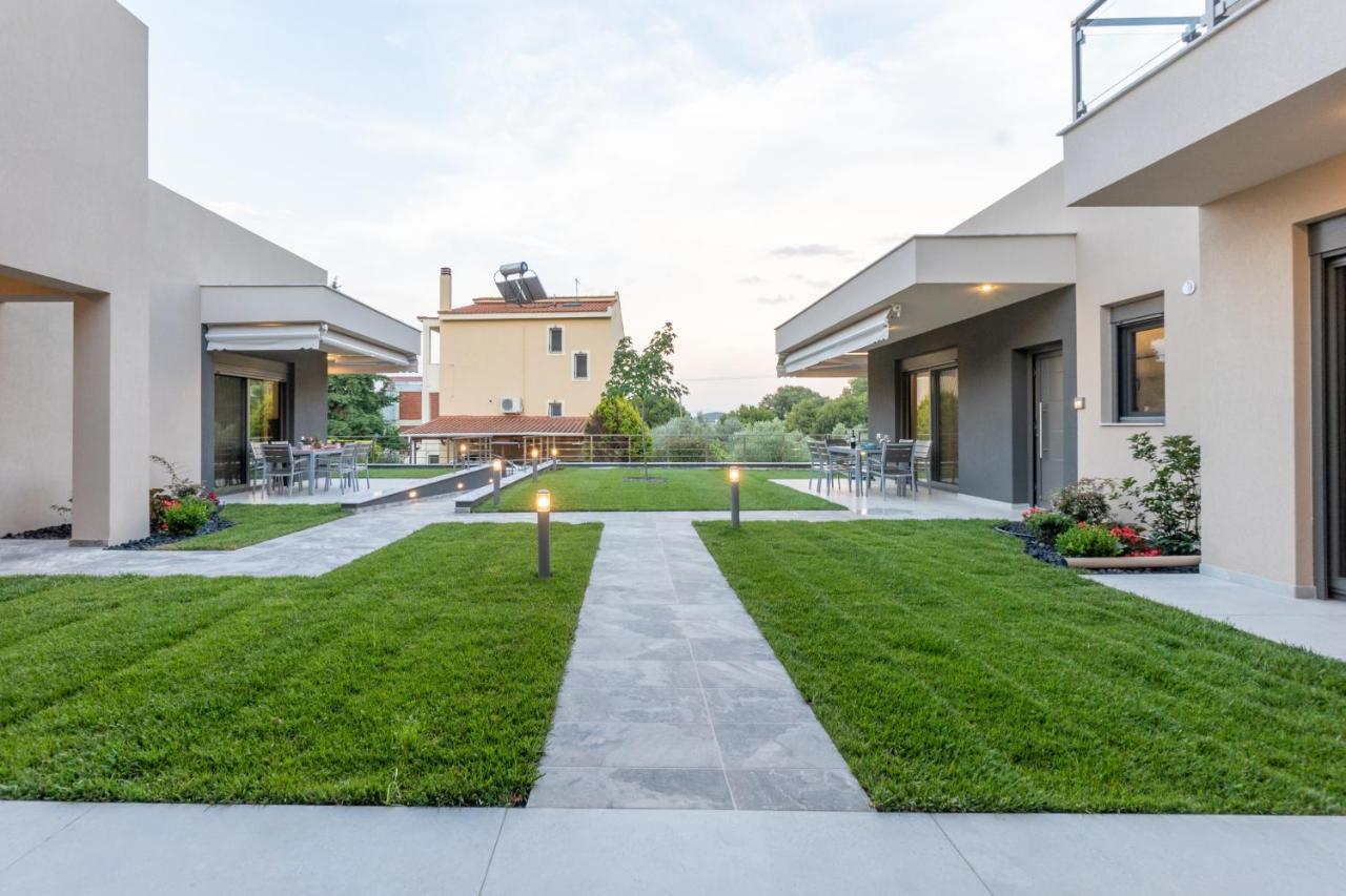 3 Doors Villas Nea Iraklitsa Exteriör bild