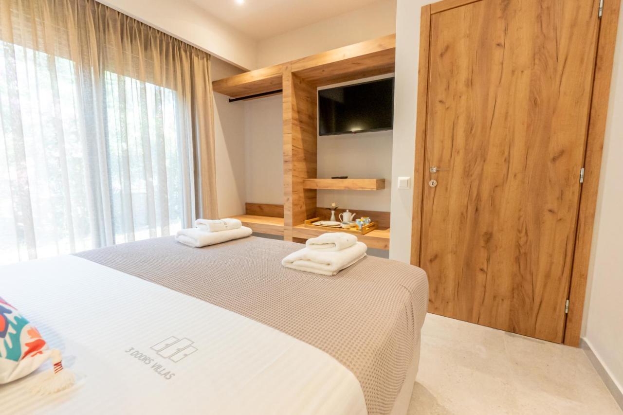 3 Doors Villas Nea Iraklitsa Exteriör bild